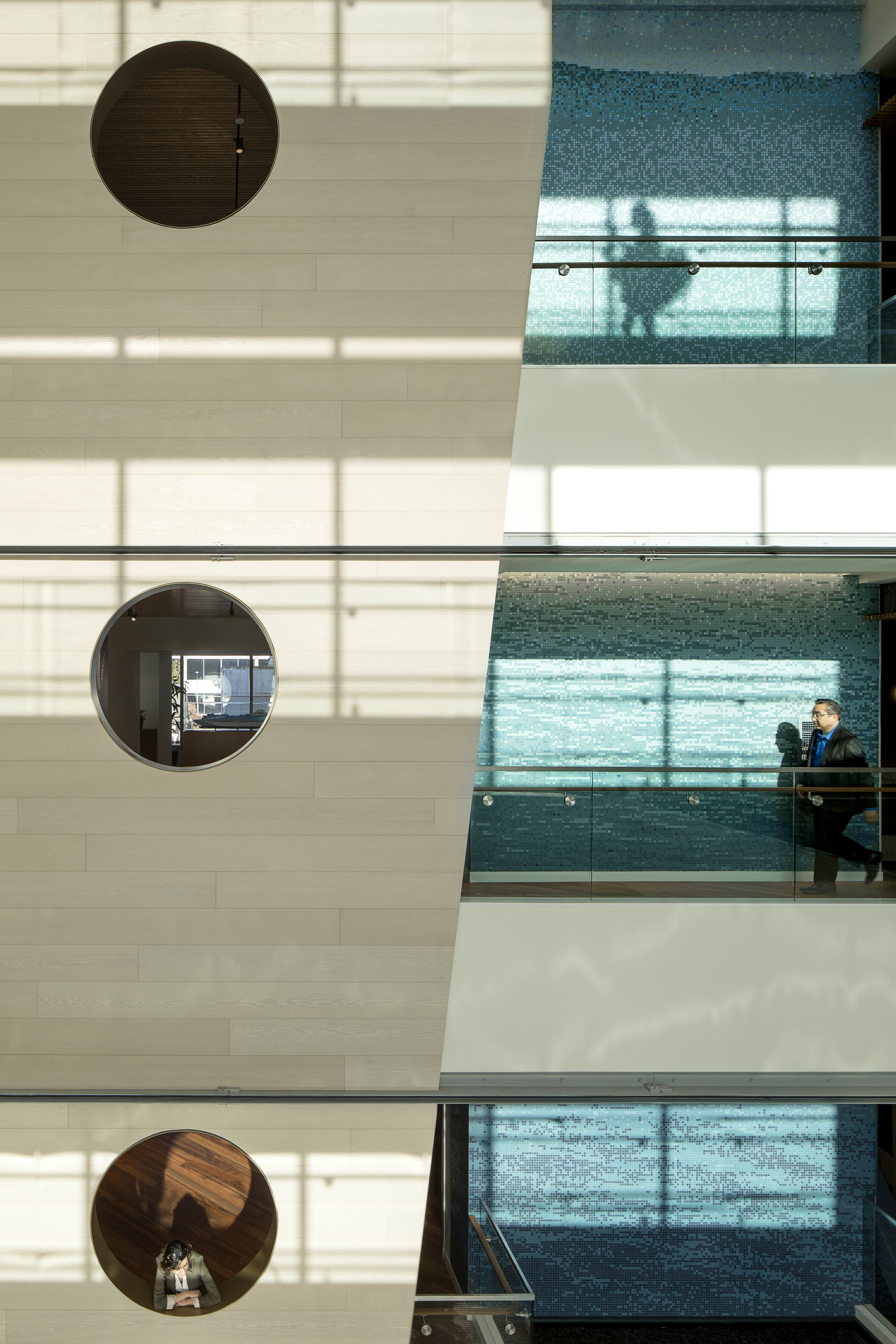 holland america group hq-10