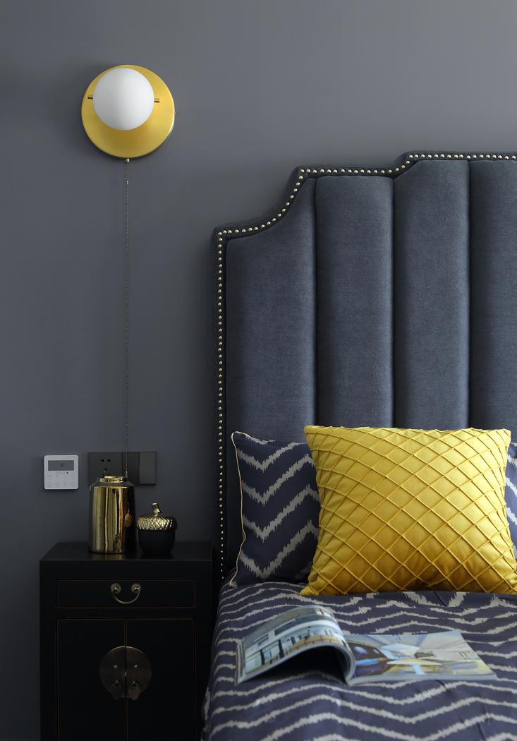 野兽派风格平层设计,金色光影演绎跃动空间-36