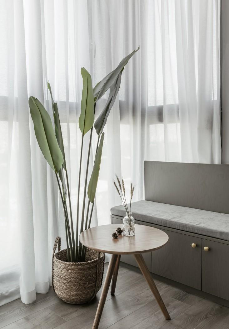 优雅灰色调家居设计 | 明亮温馨与收纳空间的完美结合-36