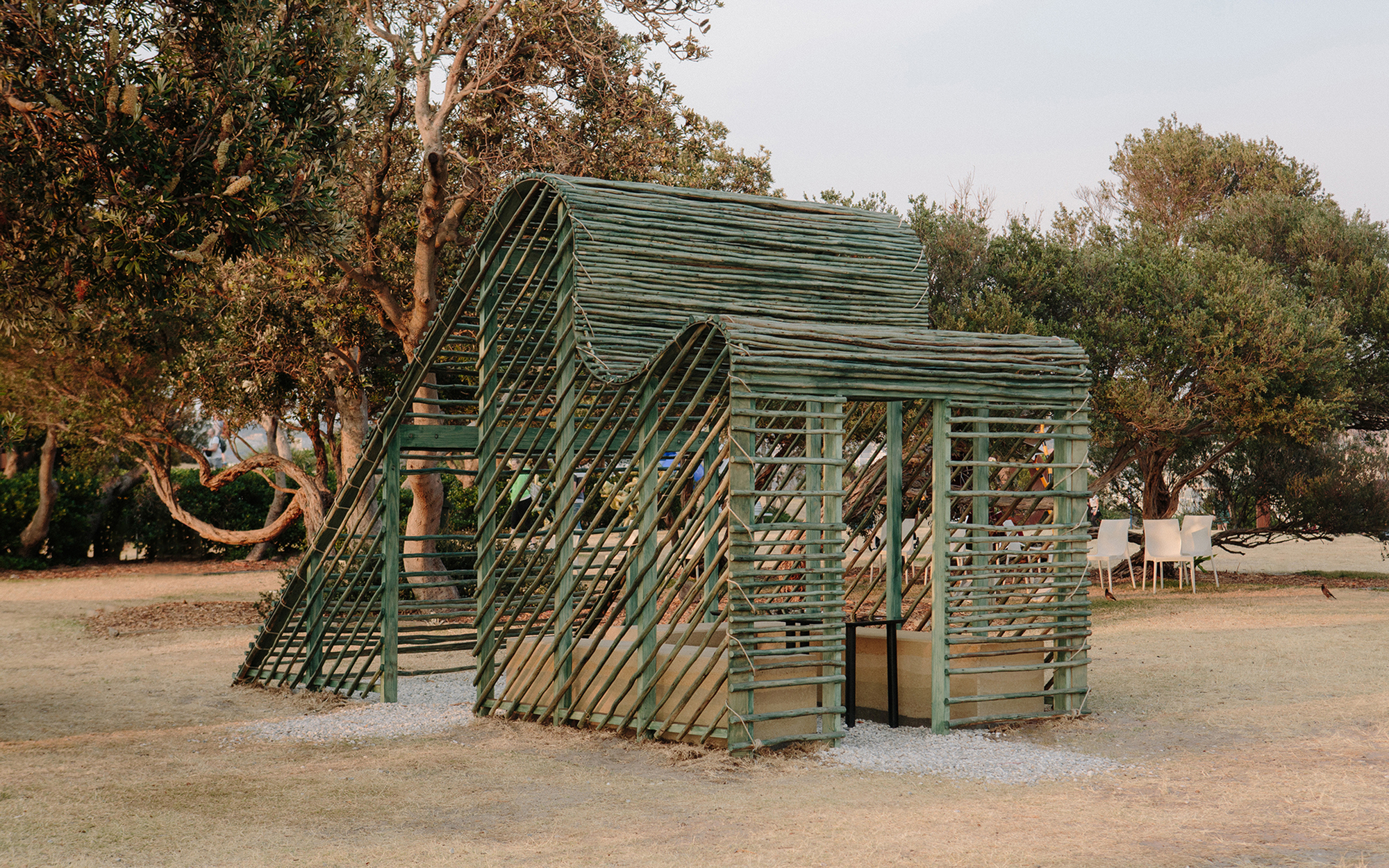 Succah by the Sea Temporary Outdoor Exhibition  / Office Feuerman-17