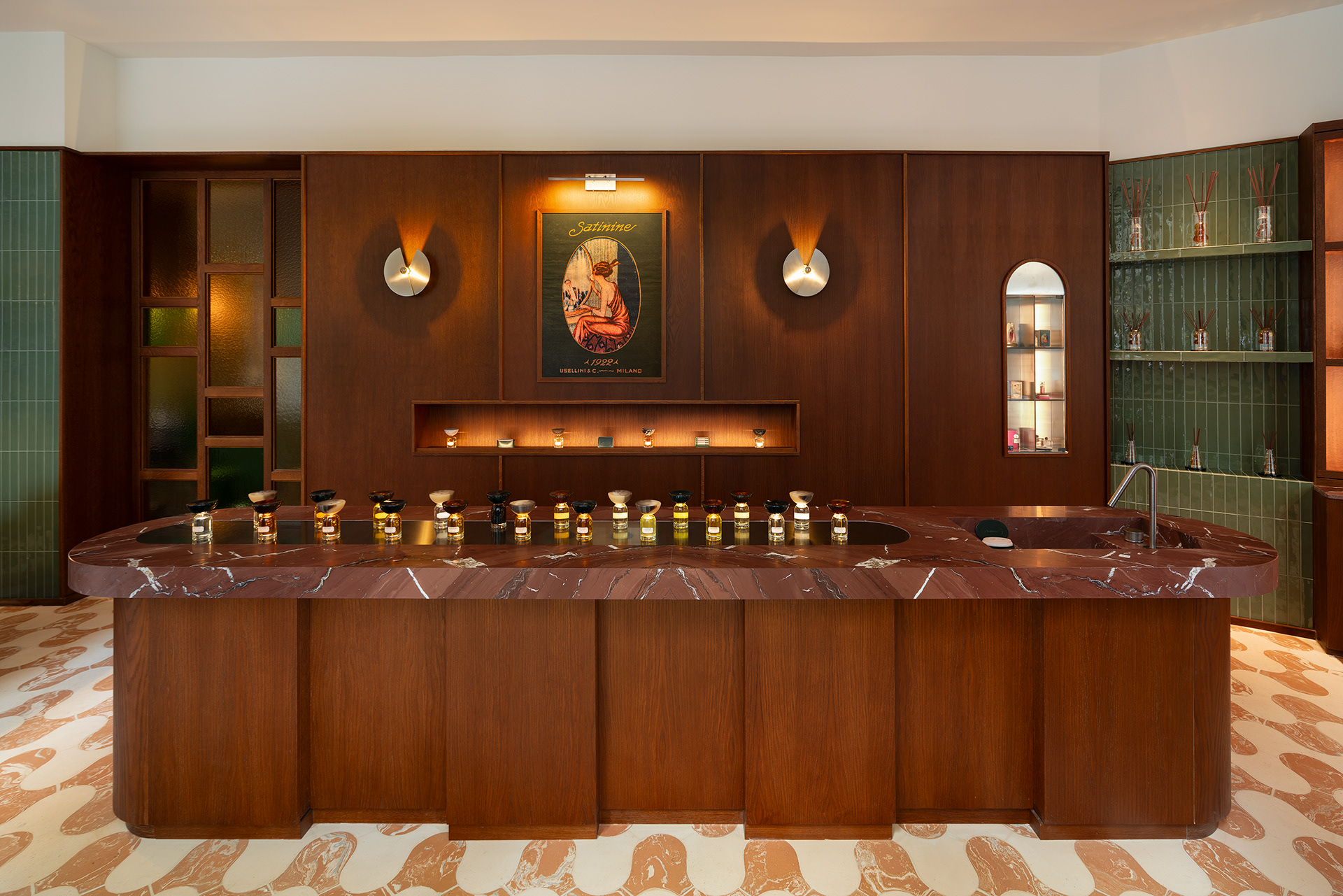 玛拉·布拉加尼奥洛的缎光商店丨意大利米兰-13