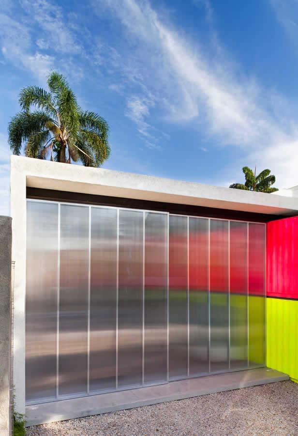 巴西彩色集装箱家具店-7