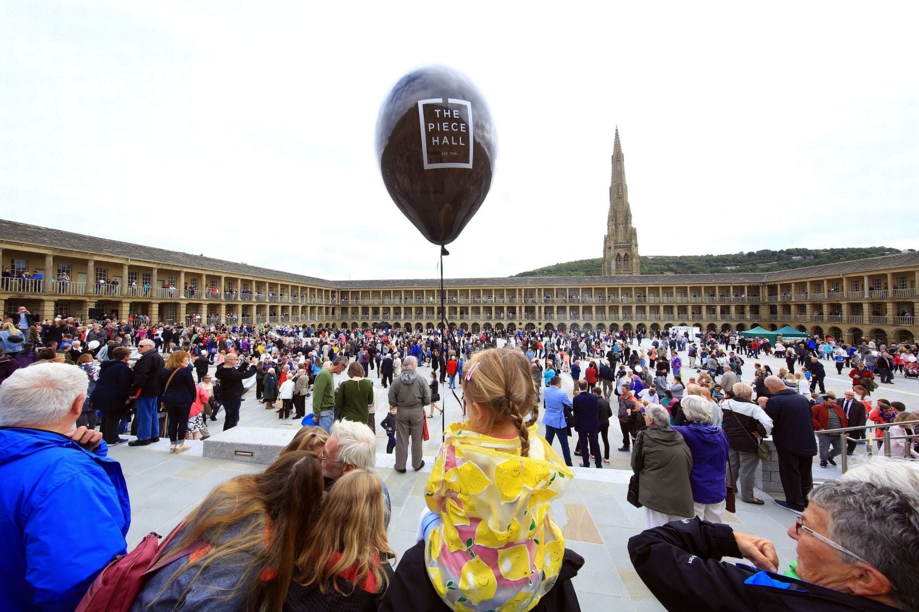 英国哈利法克斯 Piece Hall 广场 · 历史建筑的现代复兴-47