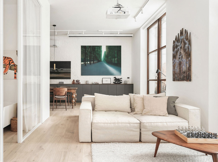 INT2architecture: квартира с антресолью и патио в центре Москвы-0