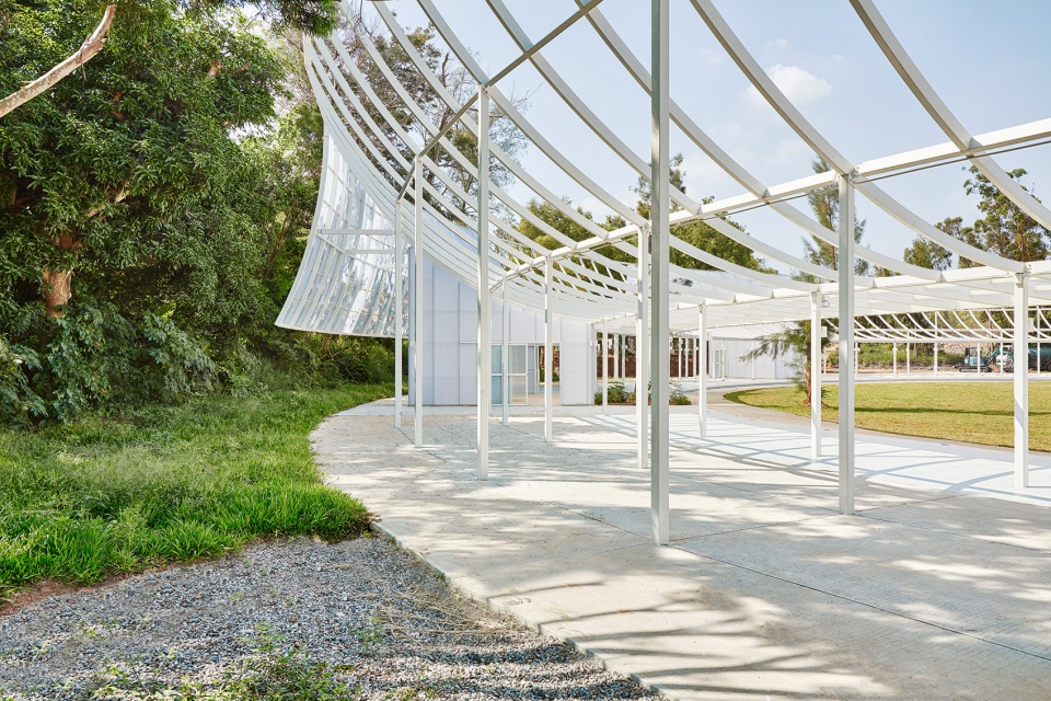 台中花博游客中心 | 轻盈与自然的和谐共舞-17