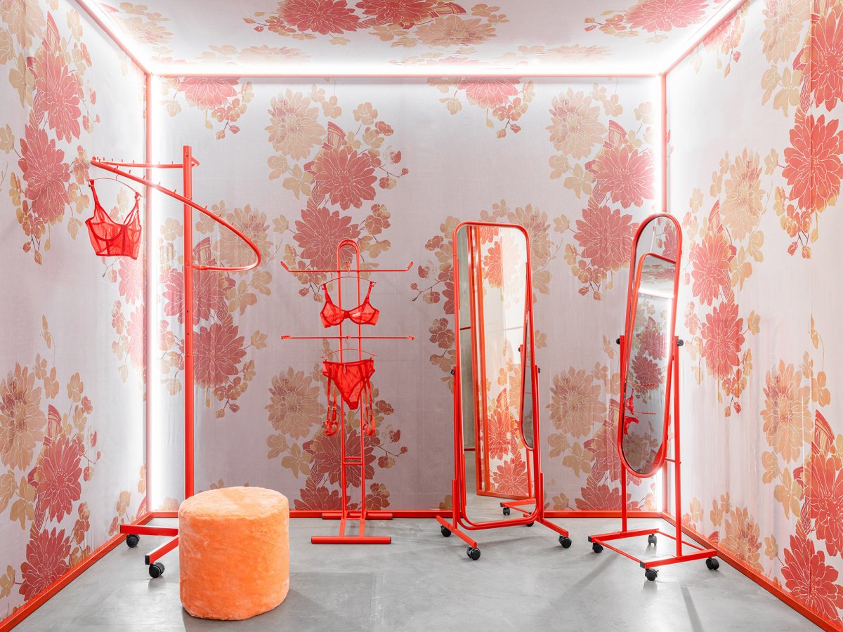 Petra Gallery Store · 艺术画廊般的内衣店设计丨俄罗斯莫斯科丨Petra 品牌和 Harry Nuriev-10