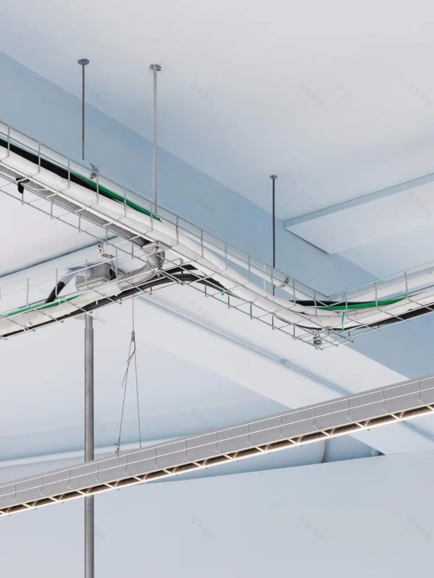 浅蓝色系的极简服装店设计丨意大利丨Modes Cagliari-28