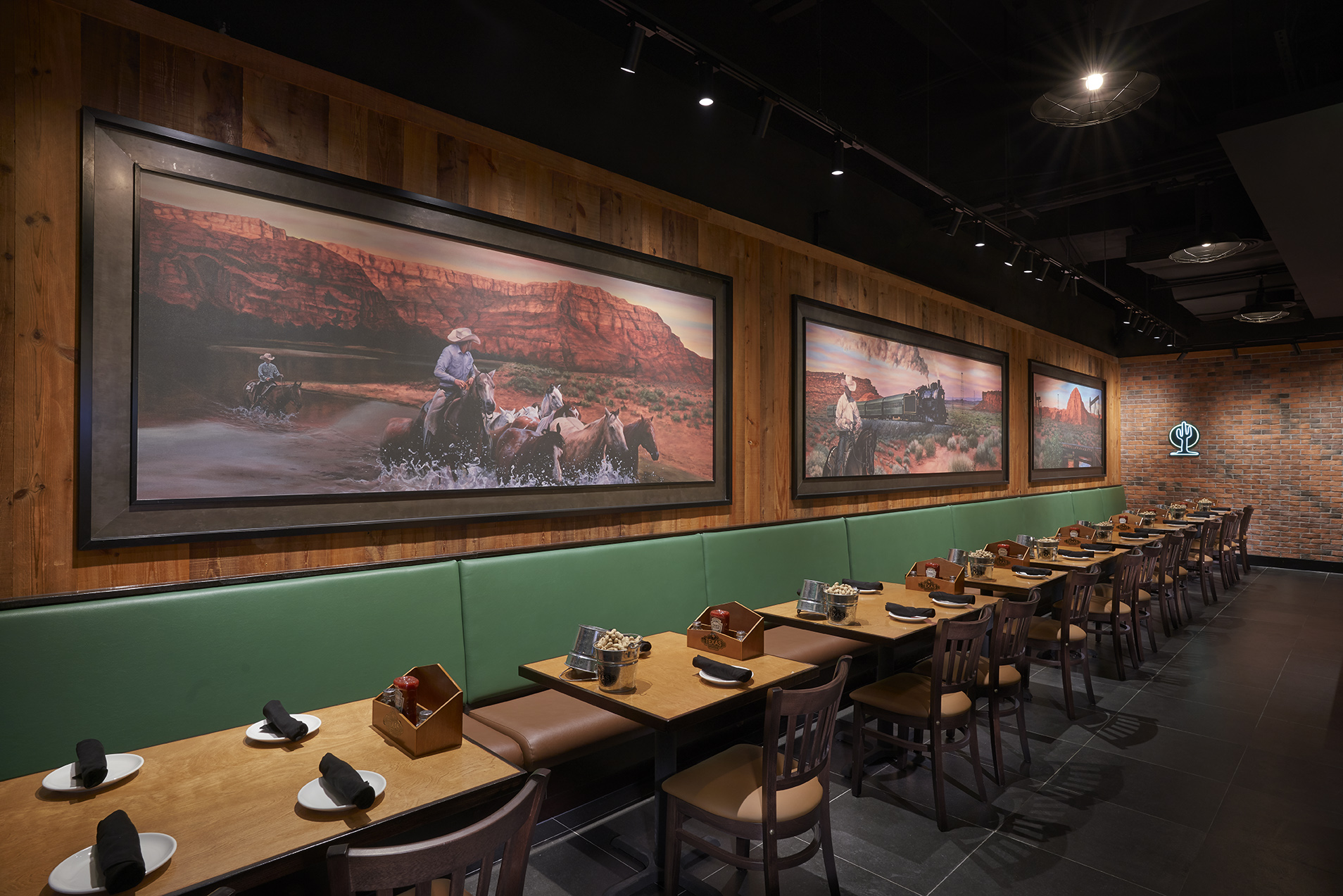 Texas Road House Shanghai -5