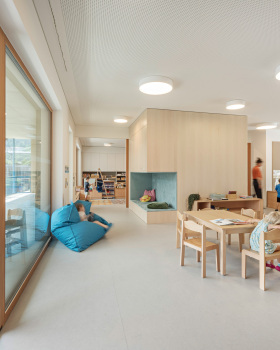 罗斯劳夫幼儿园和托儿所丨意大利丨feld72