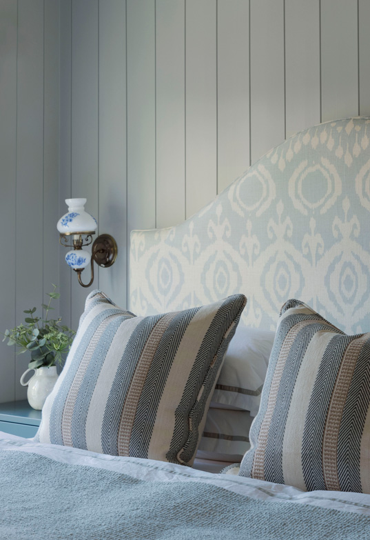 传统度假屋  住宿加早餐工作室

注：B & B常见为Bed and Breakfast的缩写，意为住宿加早餐  -34