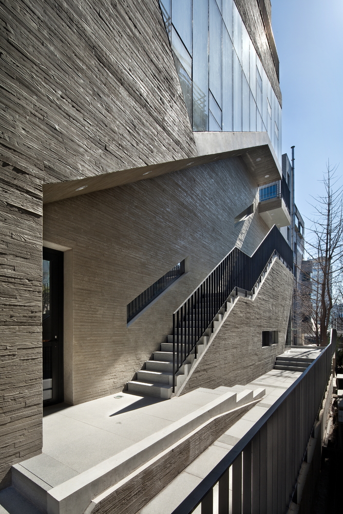 首尔清潭洞 INTERROBANG 大楼丨Sae Min Oh _ bang by min-25