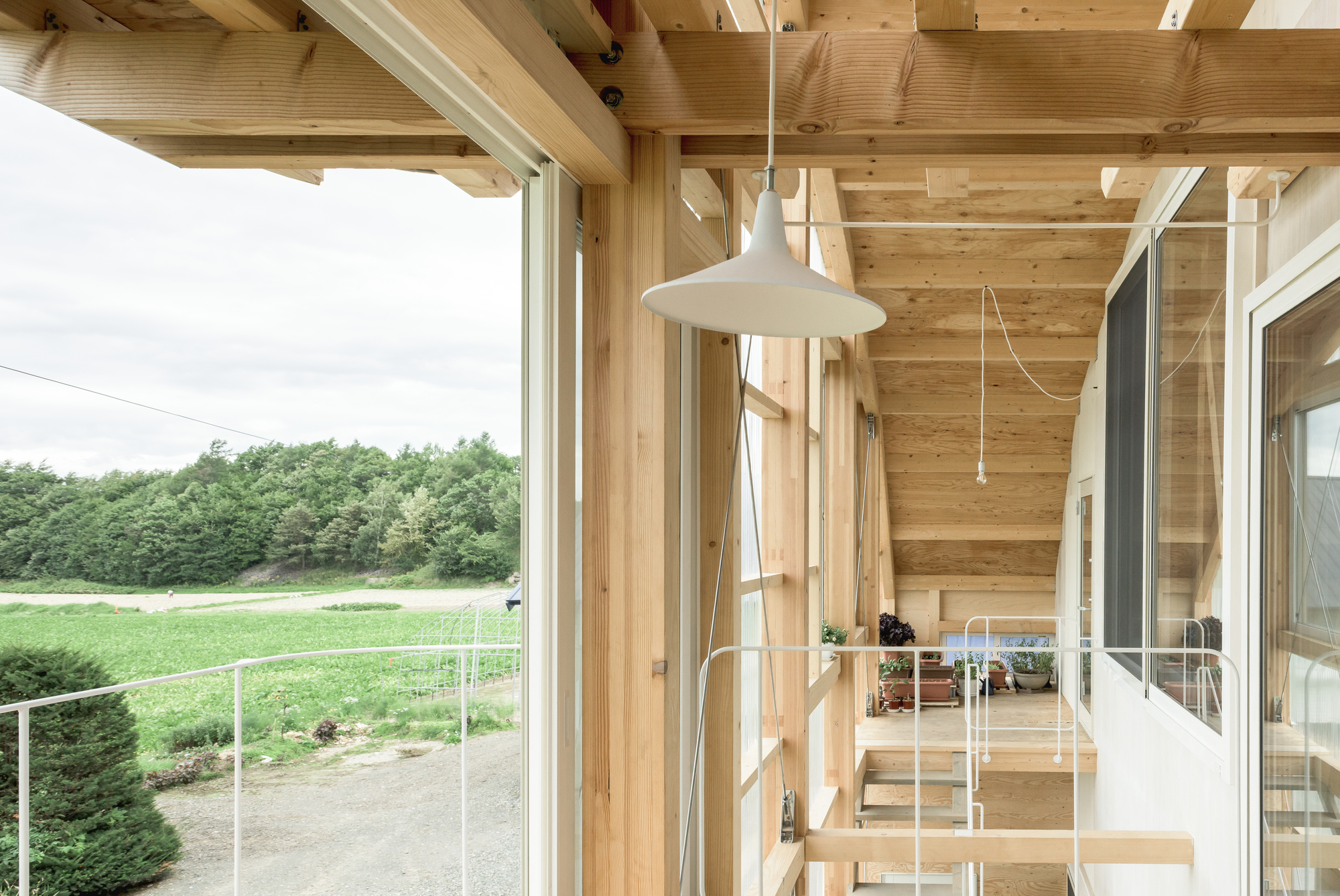 The Deformed Roof House of Furano / Yoshichika Takagi + associates-30