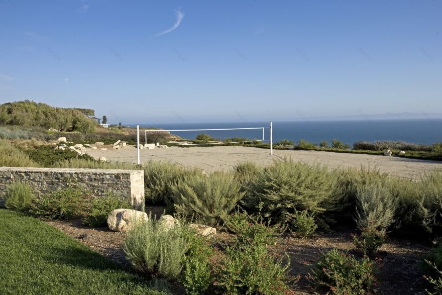 加州阿尔塔米拉别墅庭院,原生植物与景观巨石的和谐共生-13