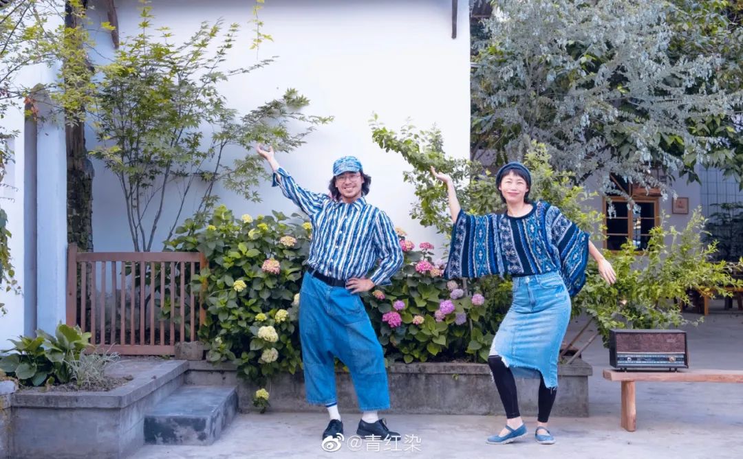 11 个陌生人同居 3 年,私生活首次曝光 | 看似佛系,实则野心勃勃-150