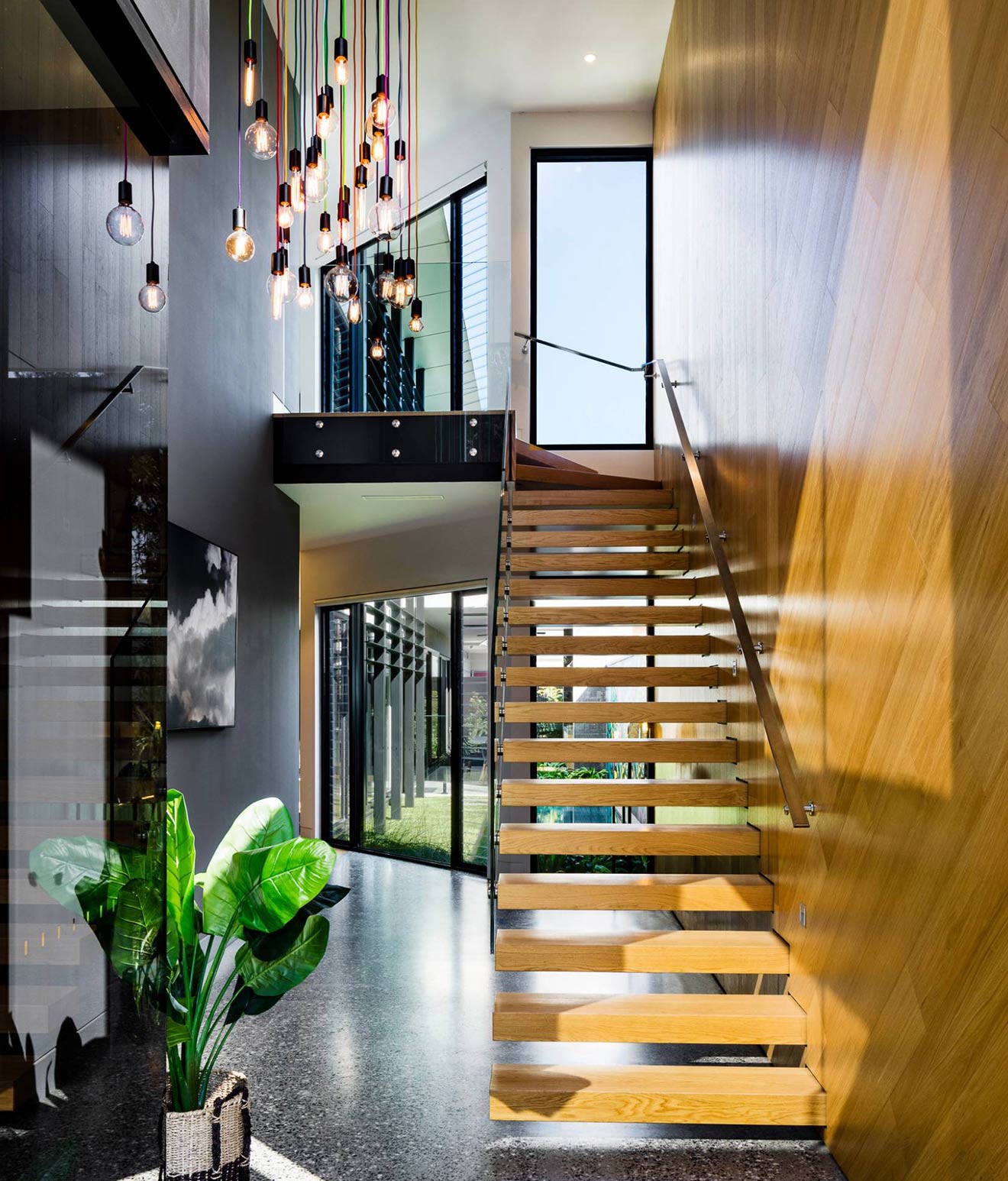 Luna Place - Contemporary Mid-Century New Build-12