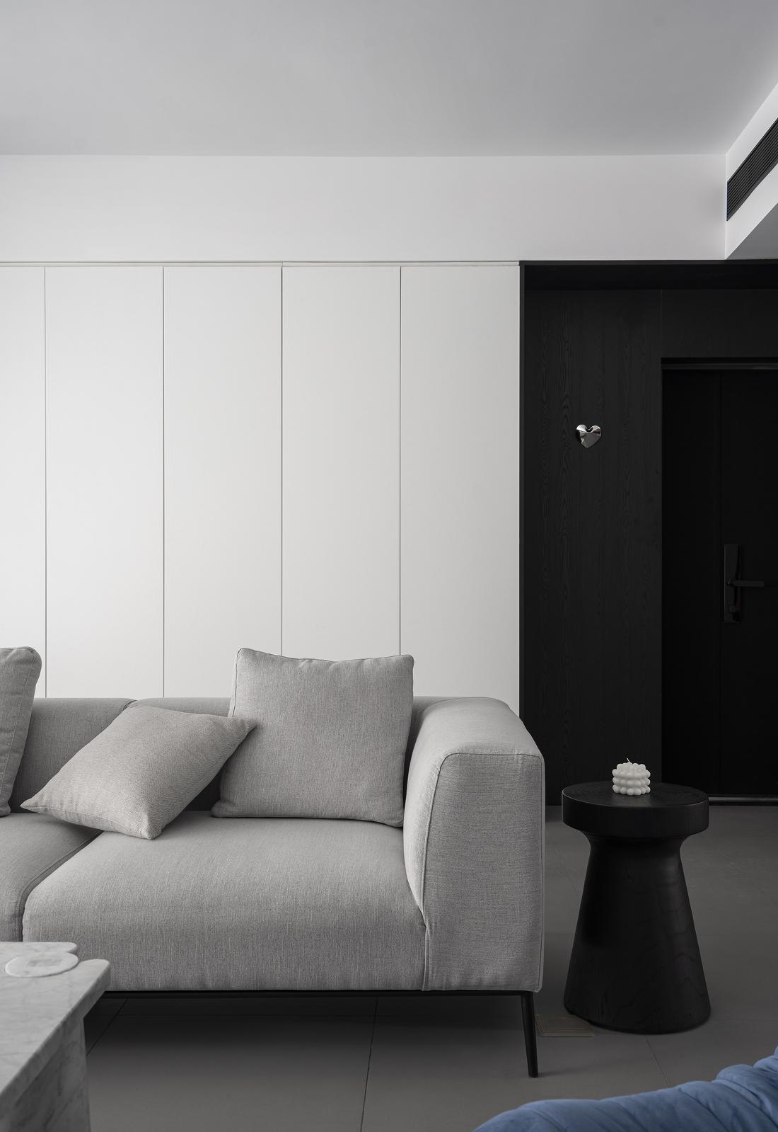 营造安静工作氛围的室内设计-27