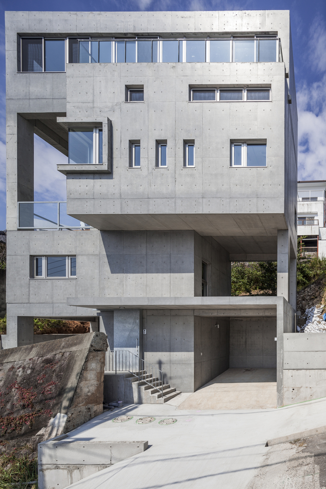 日本 Atami Tower House 混凝土塔楼设计丨Ashida Architect & Associates-25