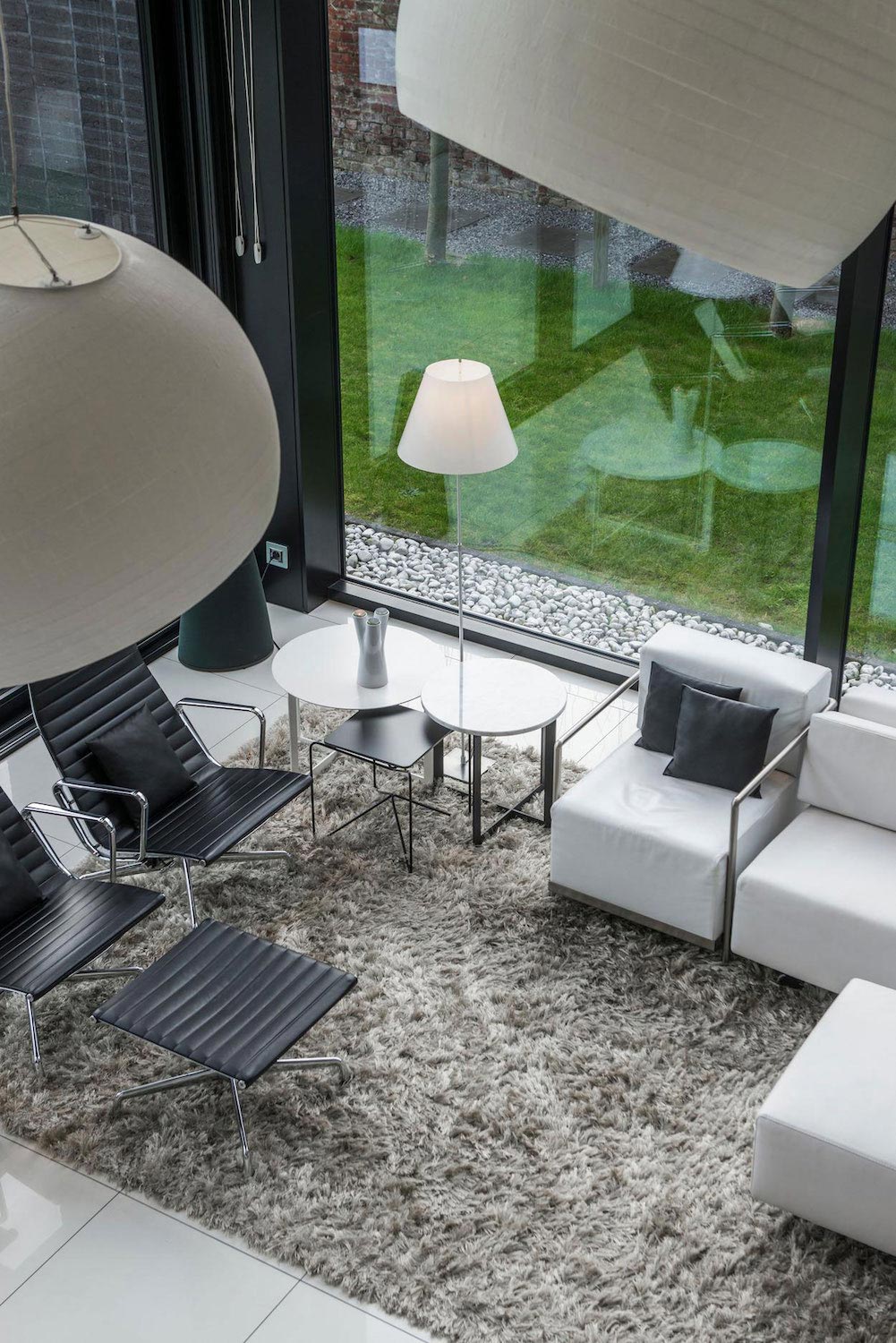 比利时阿尔蒂普改造面包店为明亮通风之家-4