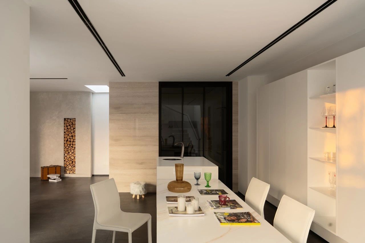 嘉定区“重塑光影”美学别墅丨中国上海丨王磊-56