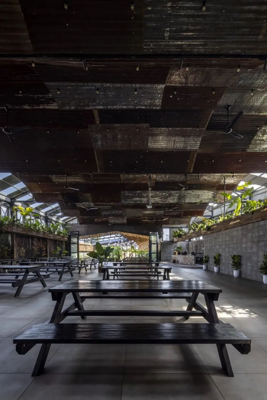 树与帘的摇曳:越南 MIX 餐厅丨The Bloom-52