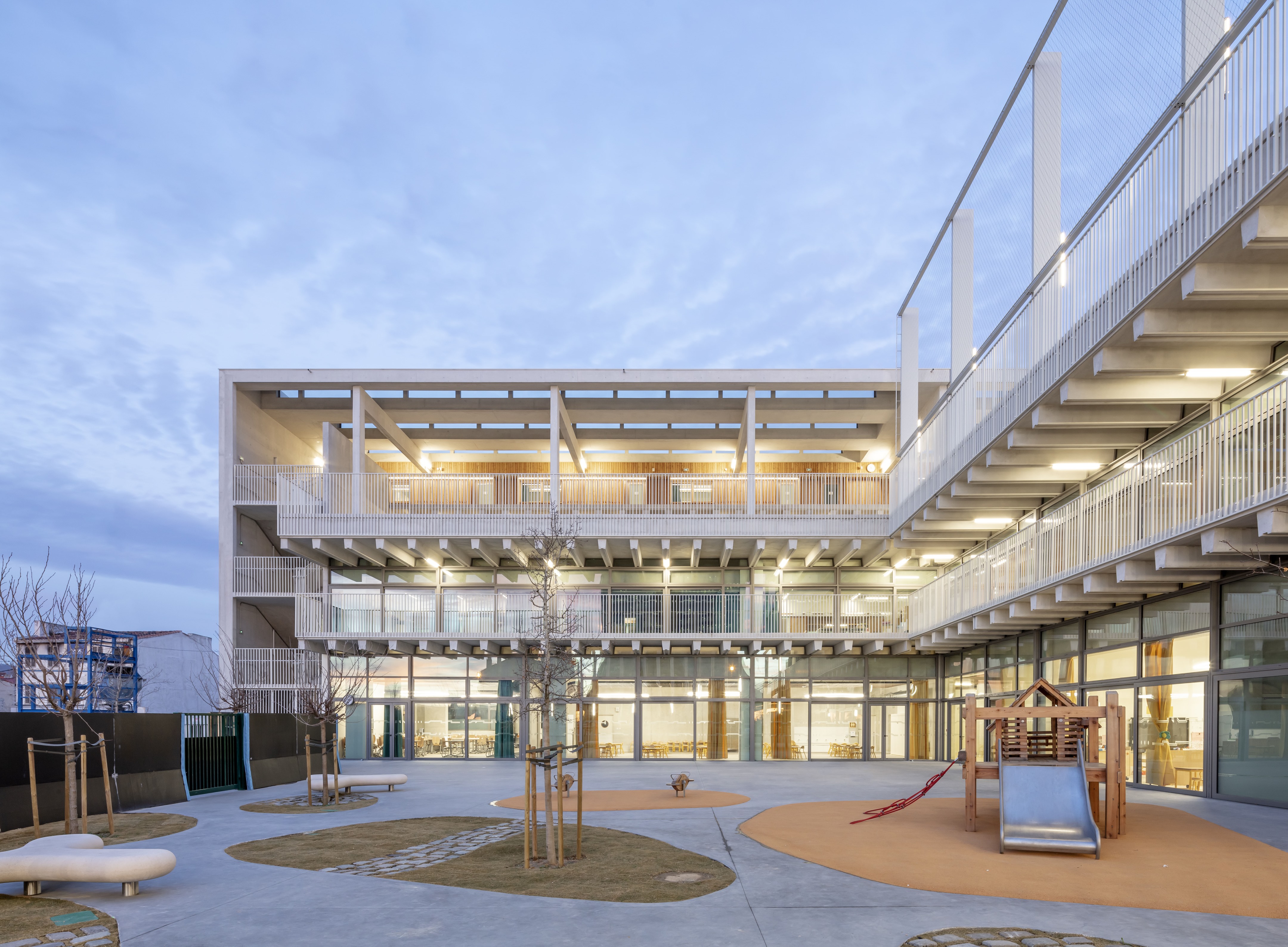 AntoinedeRuffi 学校建筑群丨法国马赛-59