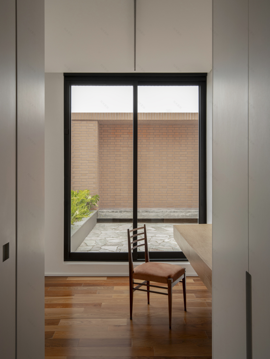 托朗住宅丨巴西丨Luana Barichello,Nommo Arquitetos-20