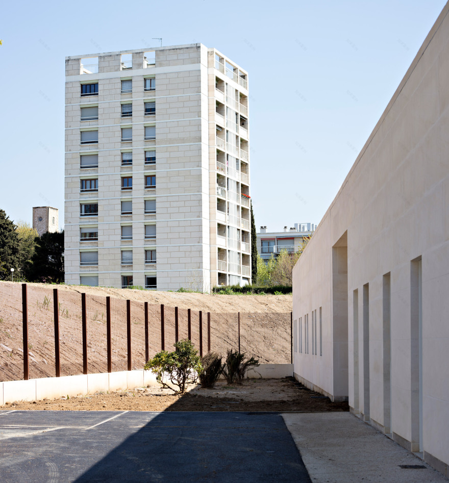 Combas builds "warm and robust" juvenile detention facility in Marseille-2