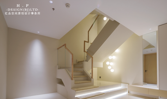 现代诧寂风家居设计-33