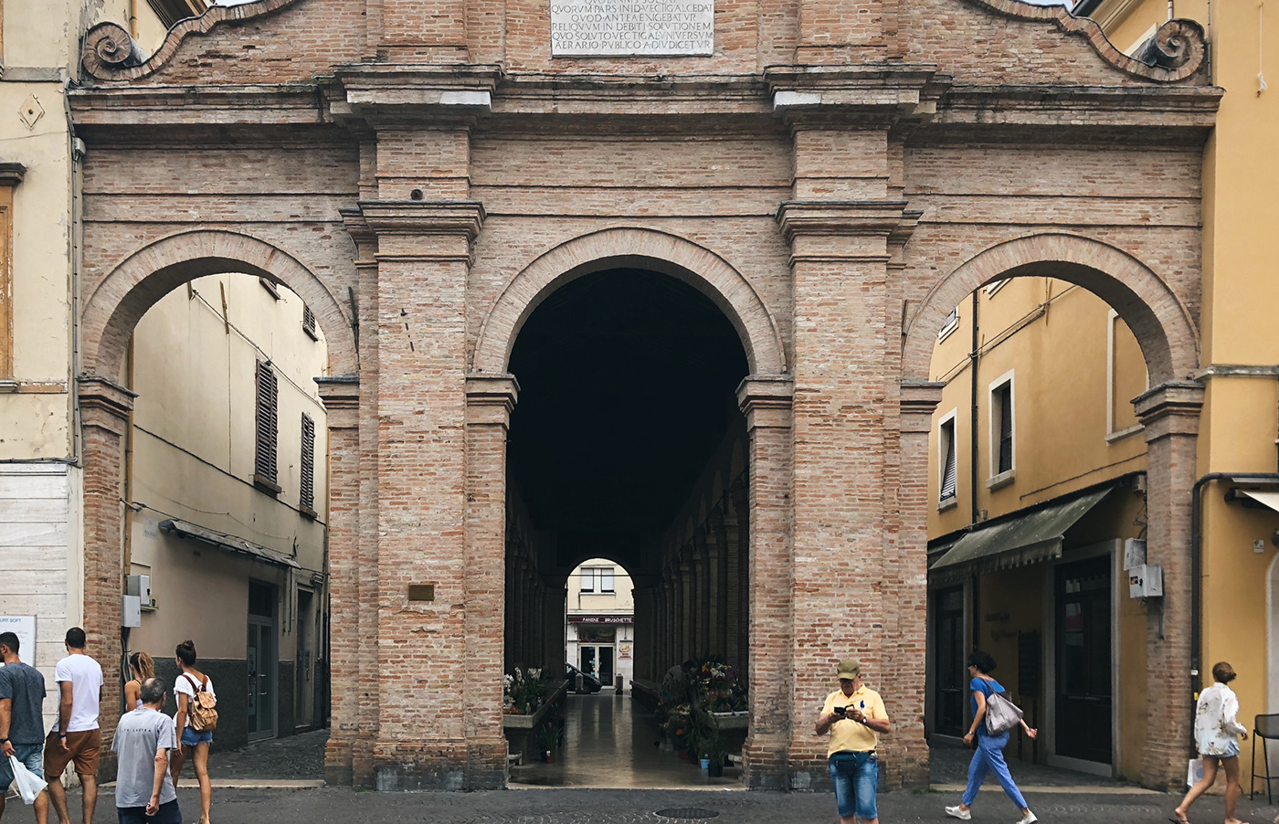 Anastasiya Gushchina 打造意大利 Rimini 优雅公寓，现代简约风典范-3