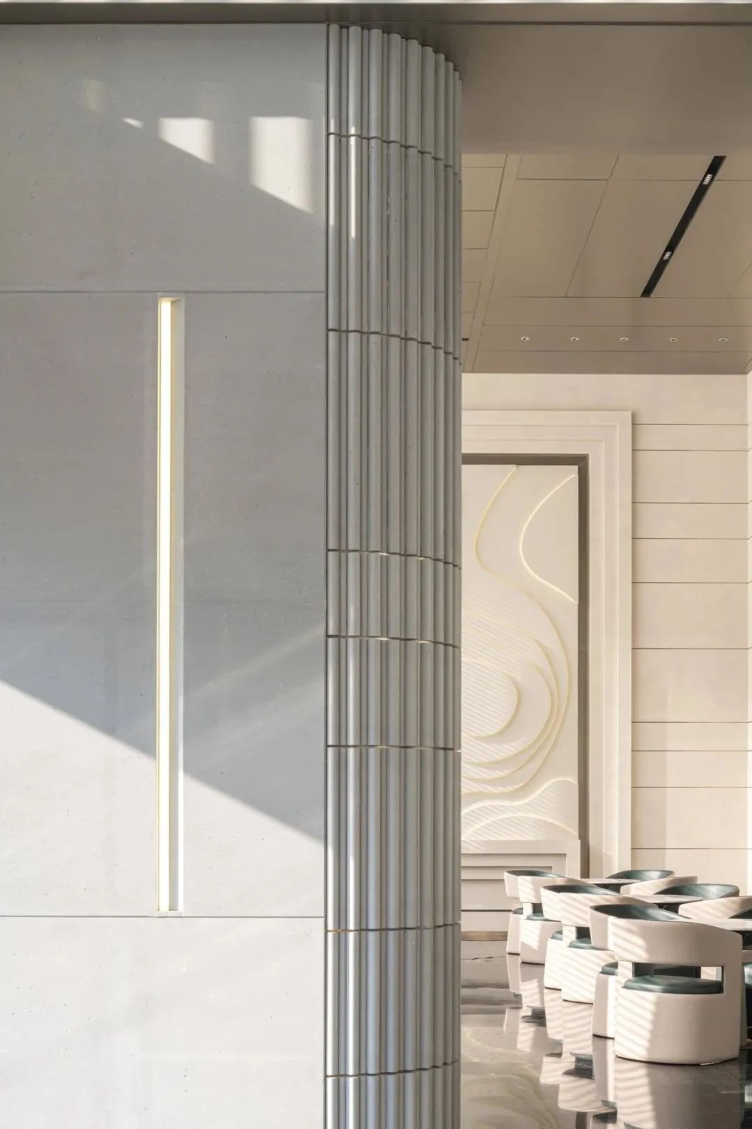 城市情怀与空间本质的融合·300㎡高级设计售楼处丨忆创设计-16