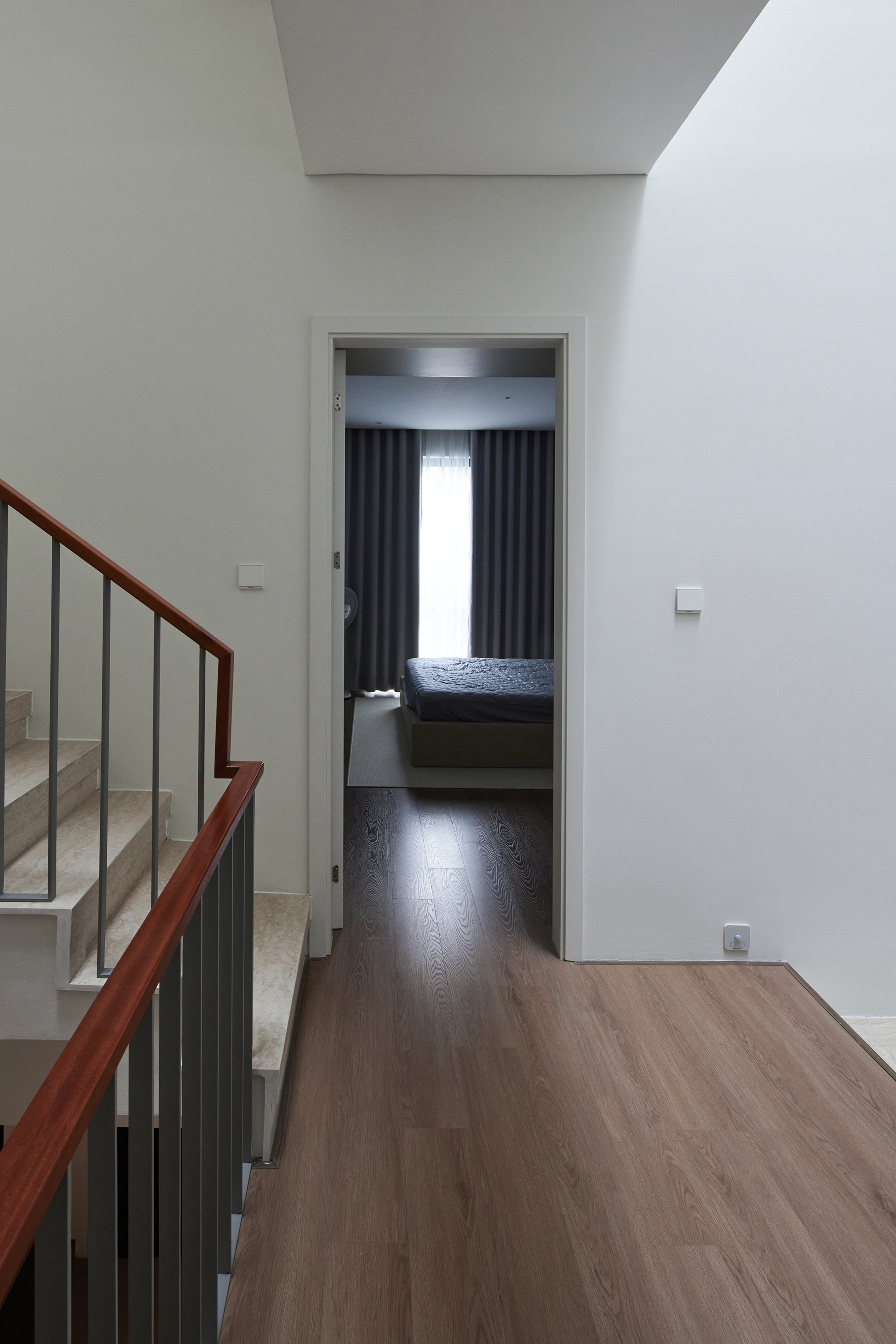 仁义之家；义之家（这里Yen Nghia可能对应越南语的Nhân nghĩa，是仁义的意思，在没有更多背景的情况下推测翻译，Yen Nghia直接音译可成延义等，但音译表意不明确，凭借较常见越南语语义选择意译） 丨越南河内-21