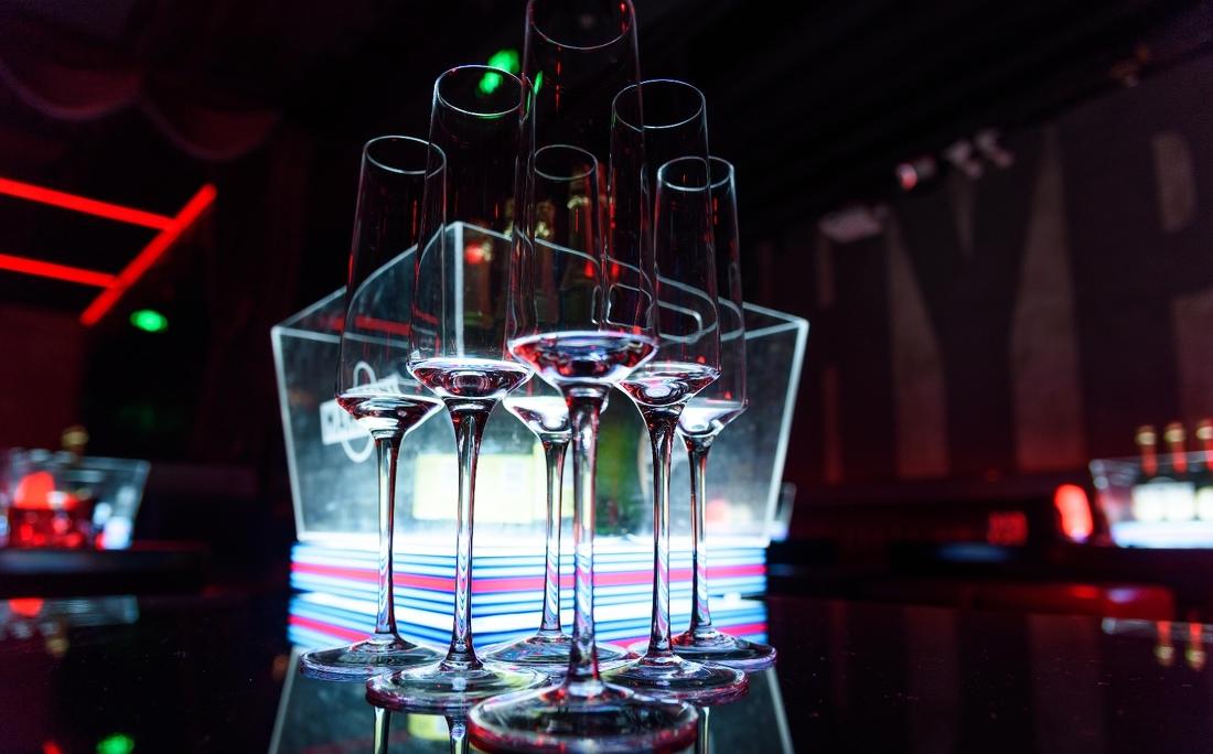 酒吧“CLUB”设计 | 音乐之翅,酒精之幻-21