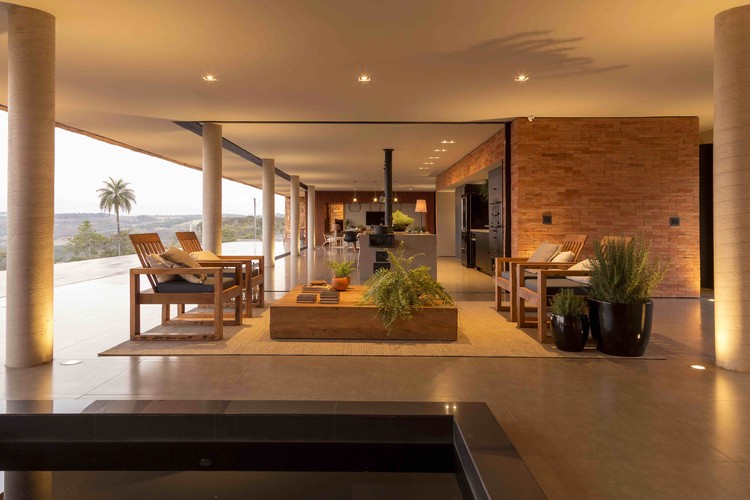 巴西米纳斯吉拉斯山脉中的“石之家”-14