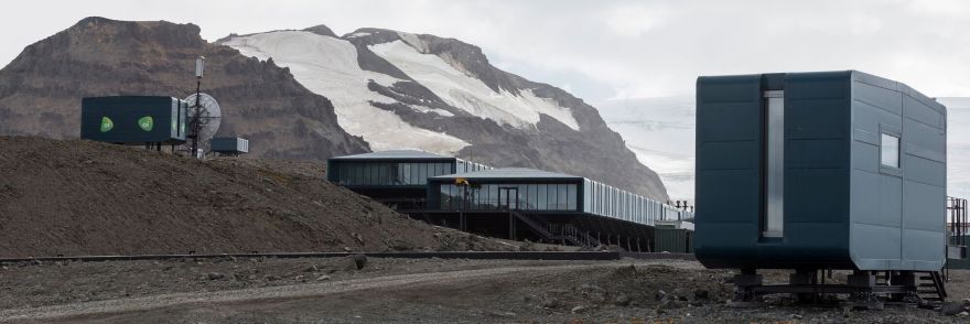 Comandante Ferraz Antarctic Station / Studio 41-52