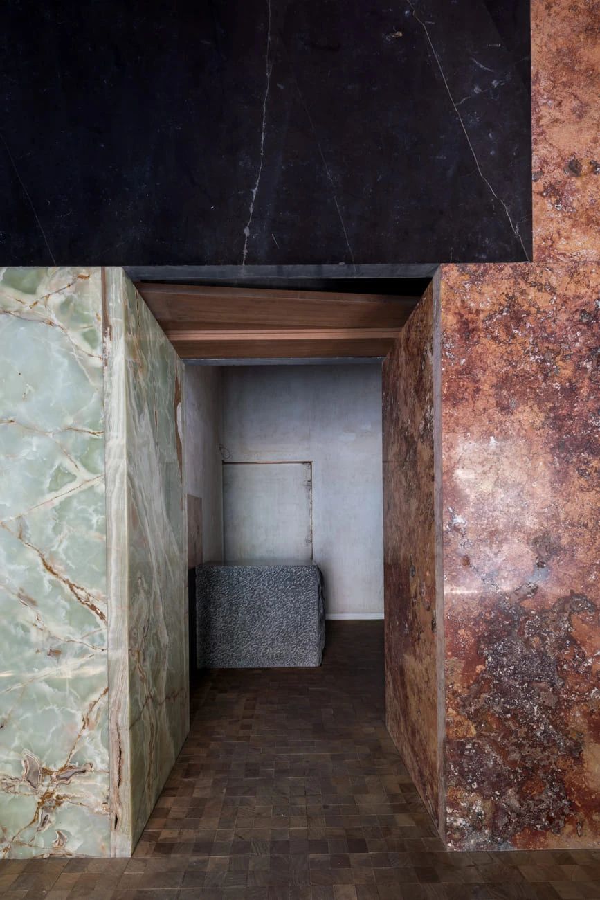 马德里 Brutalist 鞋履陈列室丨西班牙马德里丨Francisco Alonso-32