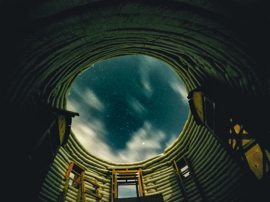 南非 Langbos 社区儿童中心 | 土筑多功能空间-10