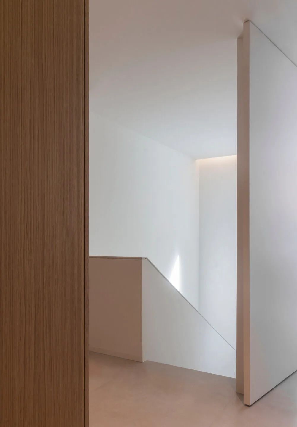 自然采光的公证办公室改造丨西班牙-12