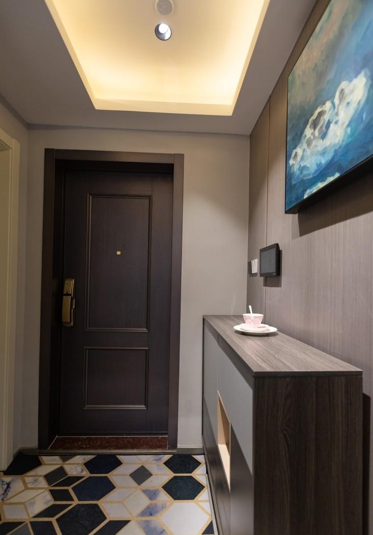 原木灰的现代艺术之家-2