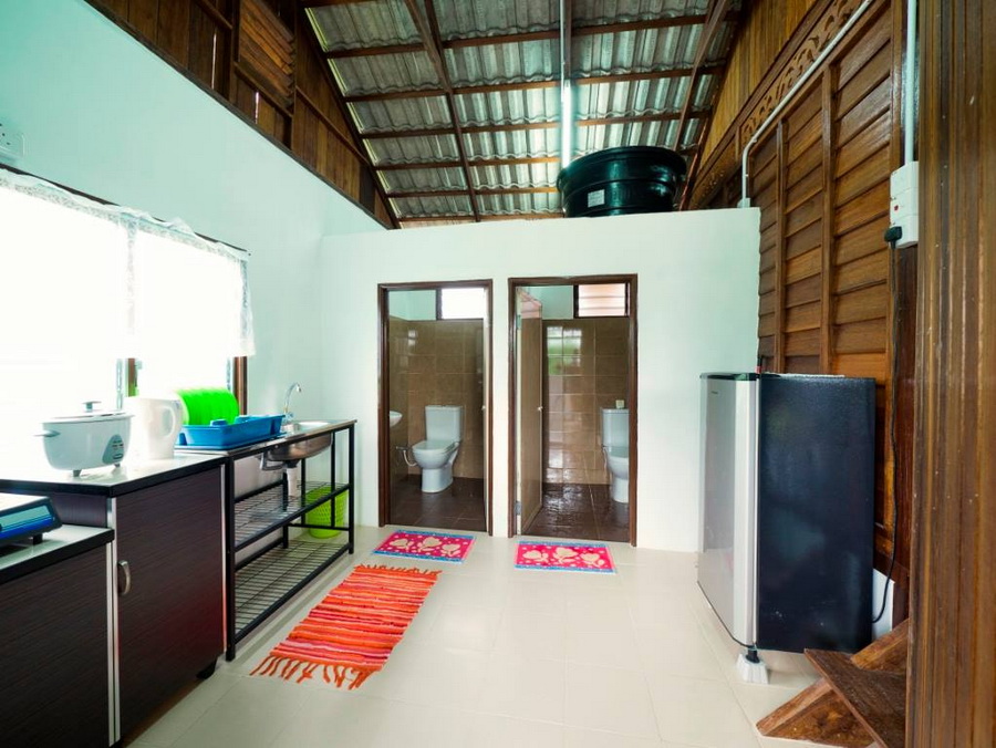 马来西亚兰卡威传统高脚木屋民宿-13