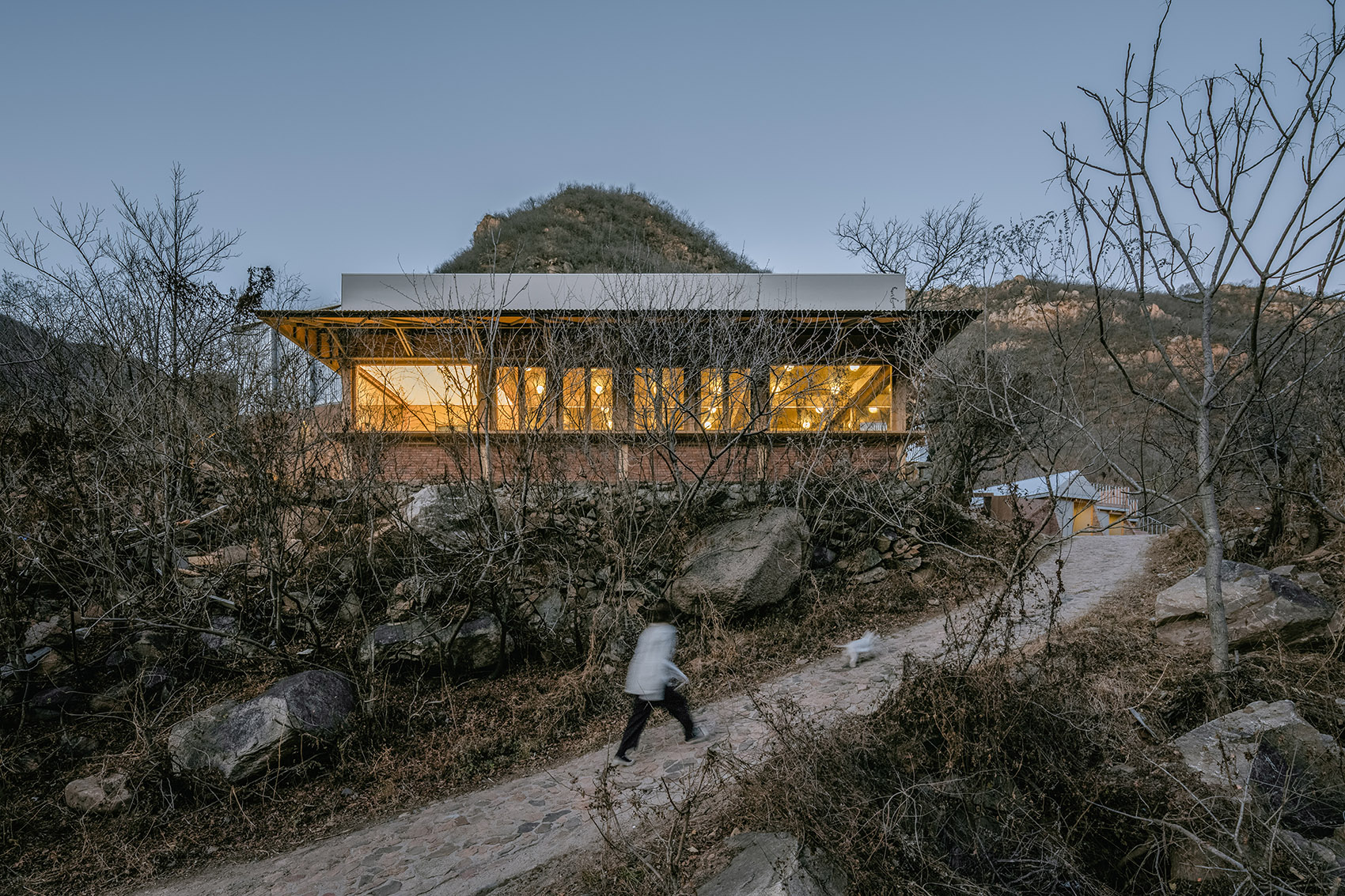 满栗台 · 重构画意的山地木构建筑丨中国北京丨神奇建筑研究室-3