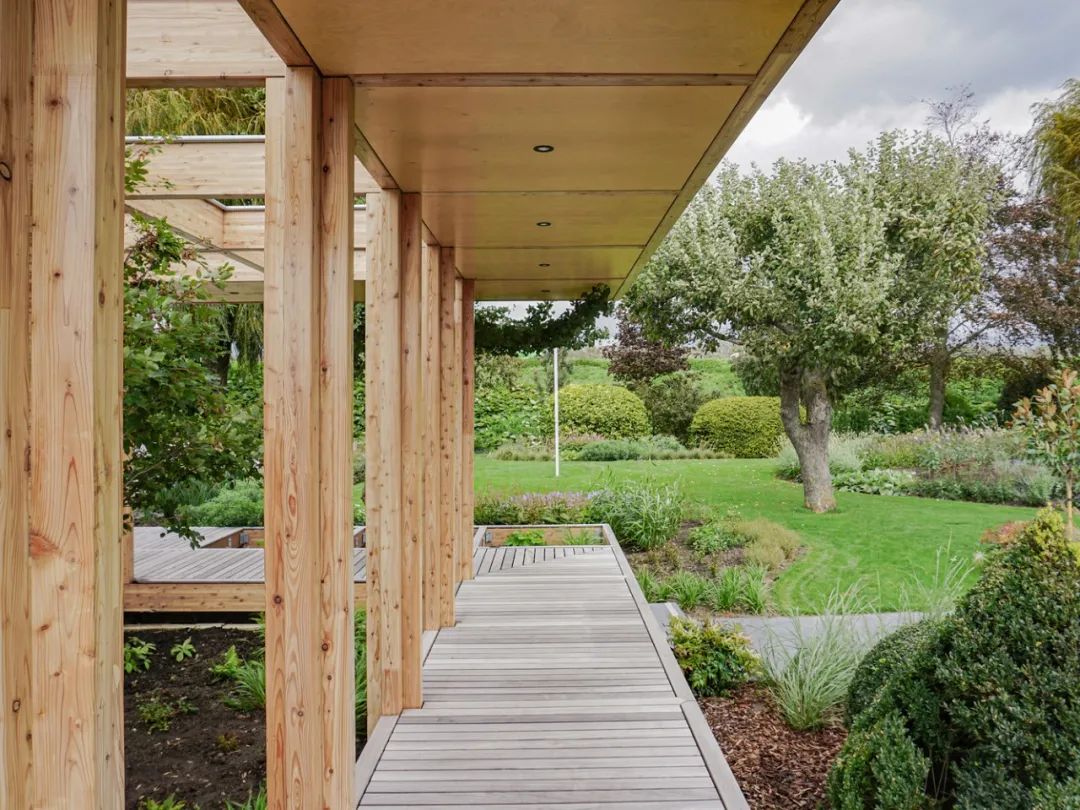 54 平米花园小屋,模块化设计实现室内外融合-19