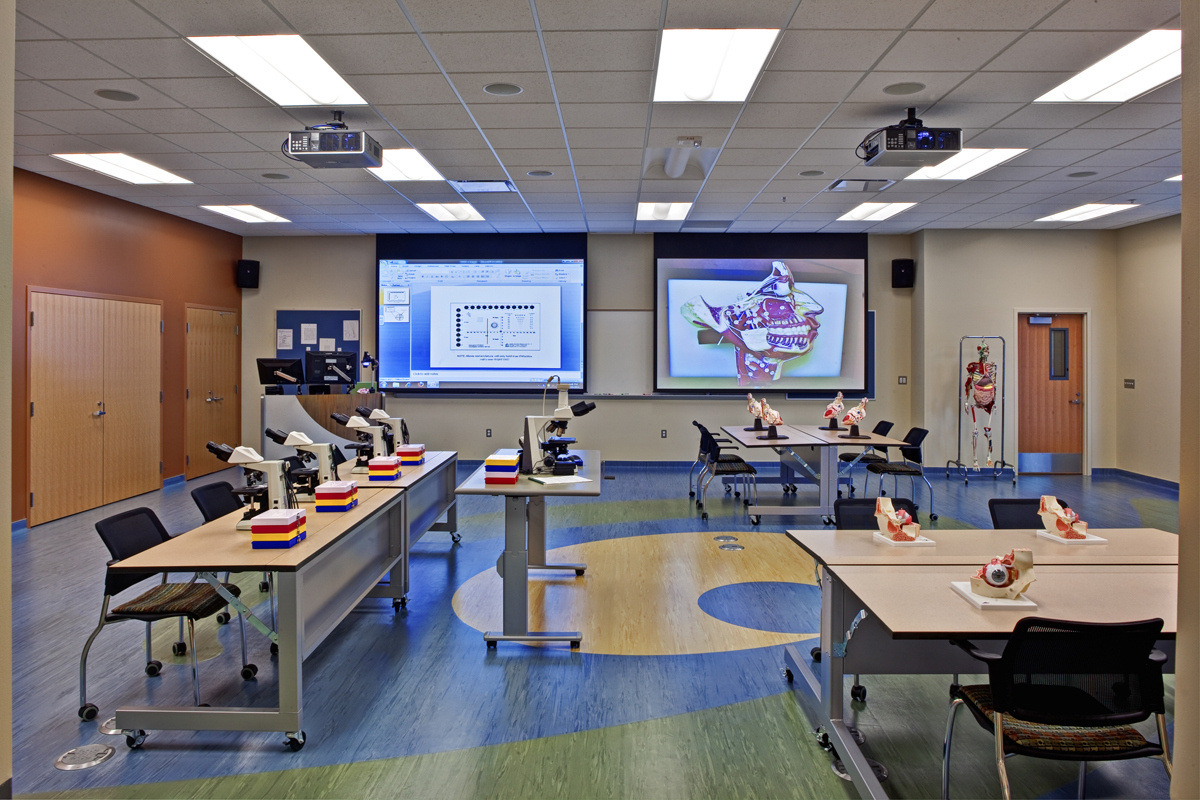 迈克基利大学眼科医学院 – 诺伊曼,史密斯建筑-9