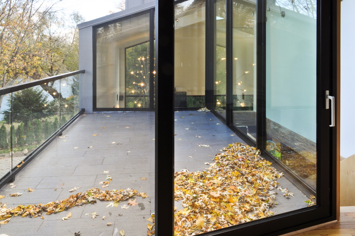 加拿大魁北克 Crisan House 别墅 | 自然采光与环保设计的完美结合-27