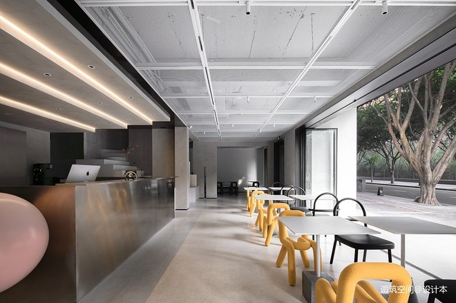 200万元餐饮空间350平米装修案例丨莫方MOFUN-13