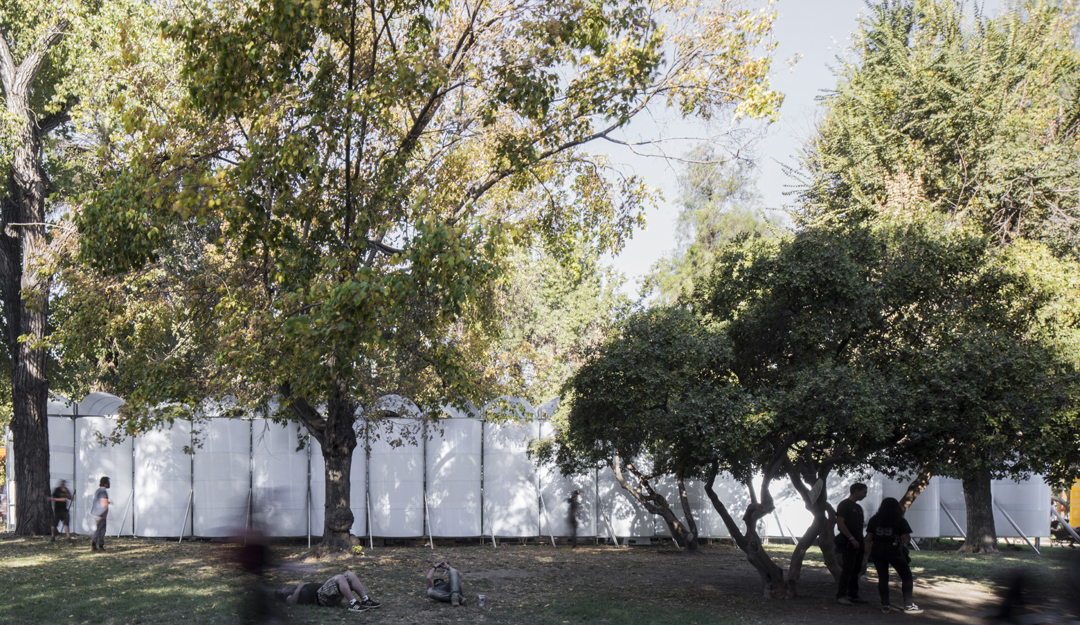 Green Village Pavilion Lollapalooza Chile 2018 / URZUA SOLER Arquitectos + Felipe Alarcón-18