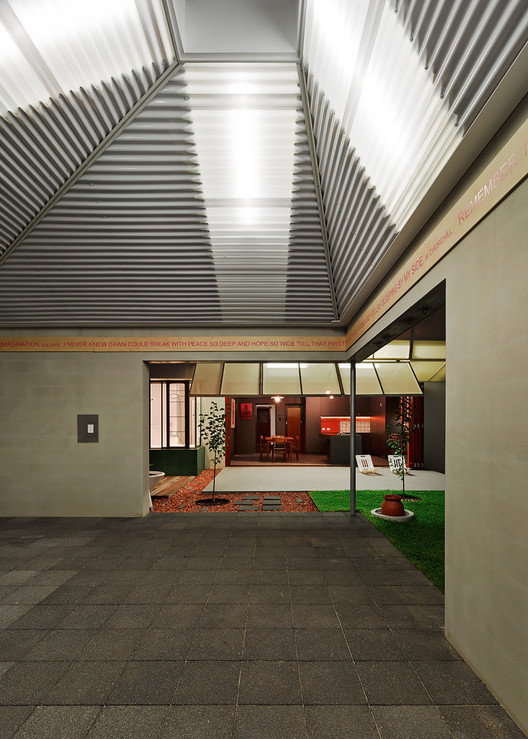 Casa 31_4 Room House  Caroline Di Costa Architect + Iredale Pedersen Hook Architects-108