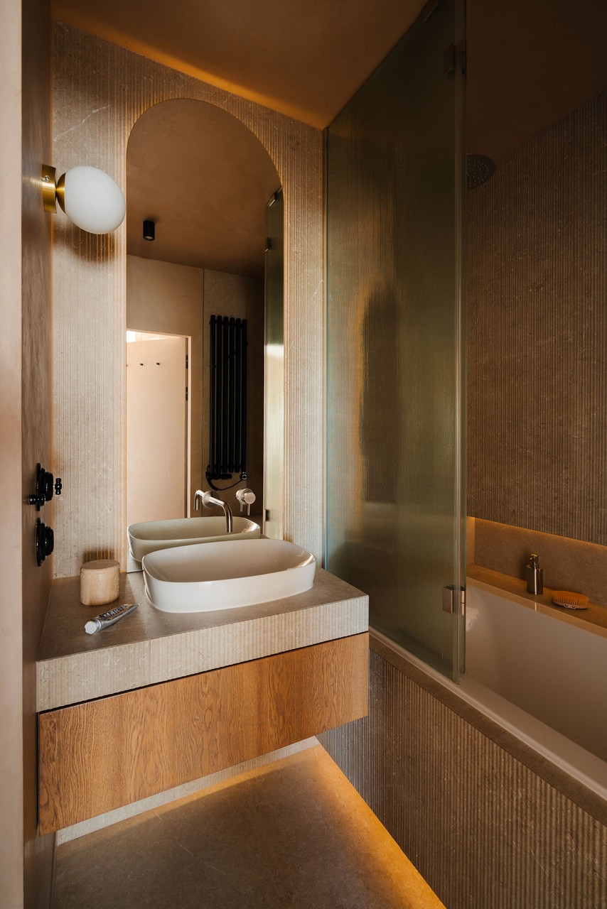 钢铁,玻璃与饰面板·克拉科夫波德戈日51平米现代组合住宅丨波兰克拉科夫丨Wojtyczka Pracownia Projektowa-48