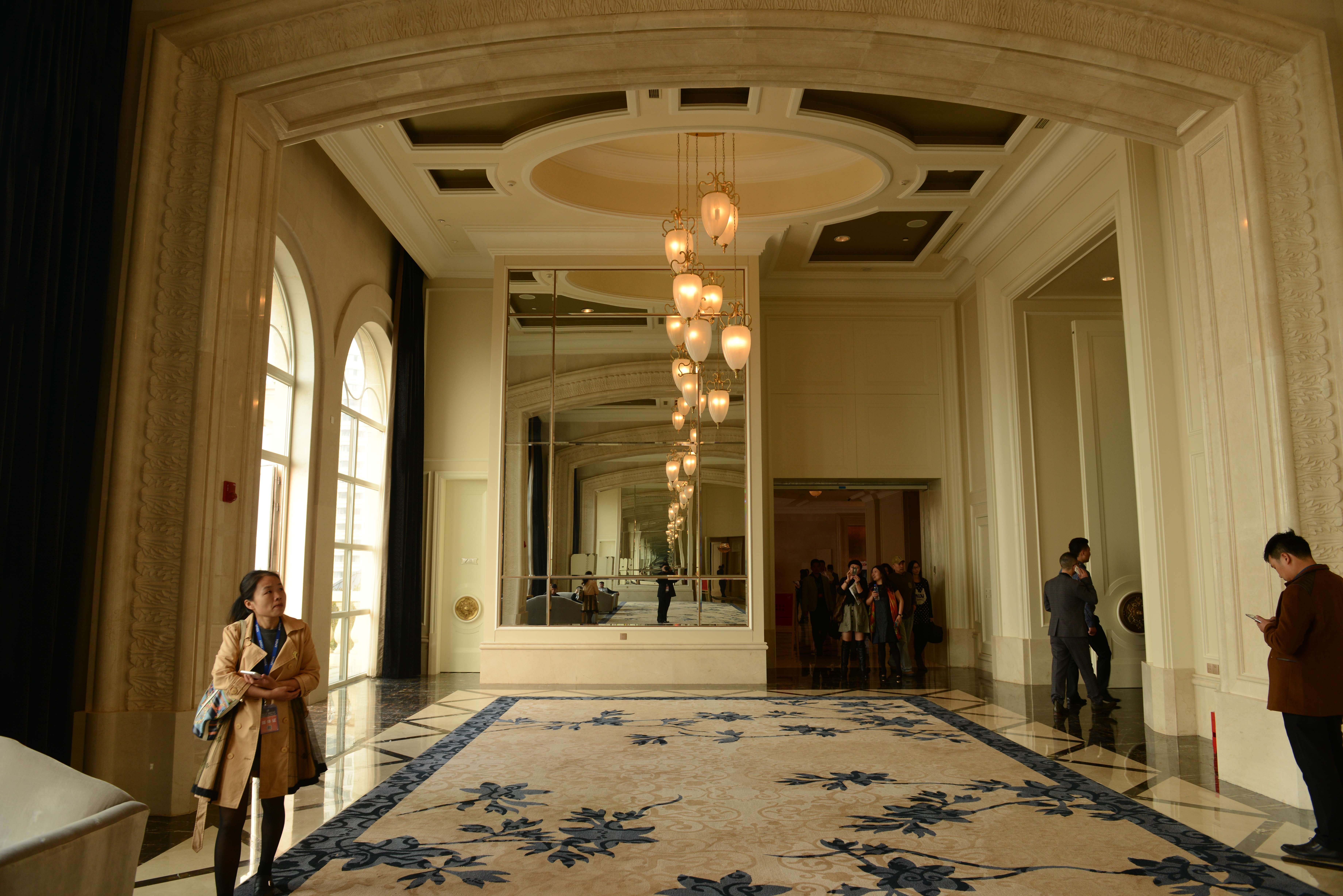 大连城堡酒店大堂区域照片-2-12