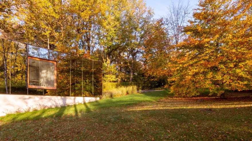 比利时森林中的“隐身”建筑-20