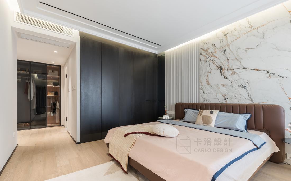 现代奢宅轻调 · 狭长户型的妙手改造-56